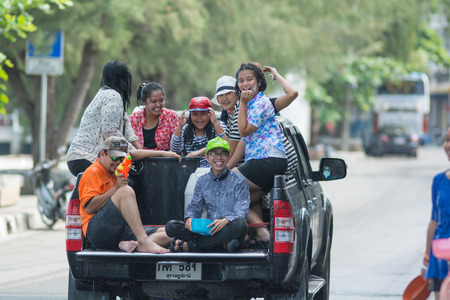 KO SAMUI, THAILAND - APRIL 13: Foreigners and Thai people enjoy splashing water together in songkran festival on April 13, 2014 in Ko Samui island, Thailand.のeditorial素材