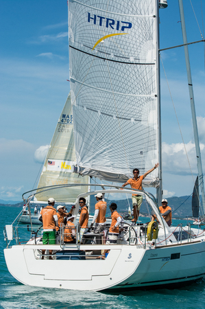 SAMUI, THAILAND - MAY 31 : Samui regatta 2014 event. Racing yacht in a sea on 31 May 2014 in Ko Samui island, Suratthani, Thailand.のeditorial素材
