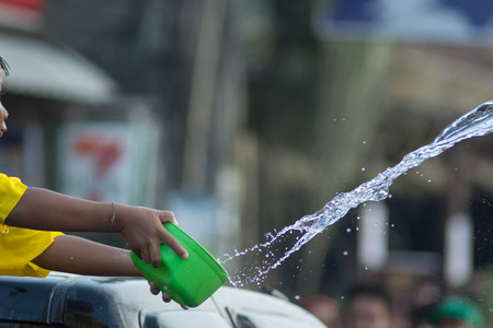 KO SAMUI, THAILAND - APRIL 13: Foreigners and Thai people enjoy splashing water together in songkran festival on April 13, 2014 in Ko Samui island, Thailand.のeditorial素材