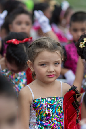 KO SAMUI,SURAT THANI - JULY 22 : Unidentified Thai students 4 - 8 years old in ceremony uniform during sport parade on July 22, 2014 in ko samui, Surat Thani, Thailand.のeditorial素材