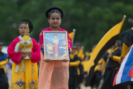 KO SAMUI,SURAT THANI - JULY 22 : Unidentified Thai students 4 - 8 years old in ceremony uniform during sport parade on July 22, 2014 in ko samui, Surat Thani, Thailand.のeditorial素材