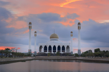 Center Mosque in Songkla Province, Southern Thailand.のeditorial素材
