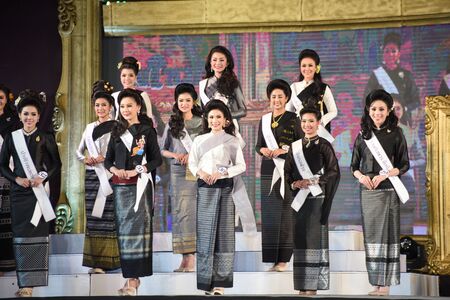 CHIANGMAI, THAILAND - Jan 3-5, 2017 : Miss Chiangmai 2017  The special Thai lanna norther style classic dace show at the Chiangmai Winter Festival 2017 centre stage.のeditorial素材