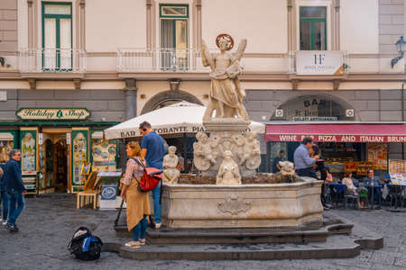 Amalfi, Italy - 1 November, 2019: Fountain in the main square of Amalfi. Travelのeditorial素材