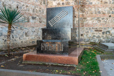 Tbilisi, Georgia - 23 November, 2020: Mtatsminda Pantheon of Writers and Public Figures, cemetery near Mama Daviti church. Akaki Tsereteliのeditorial素材
