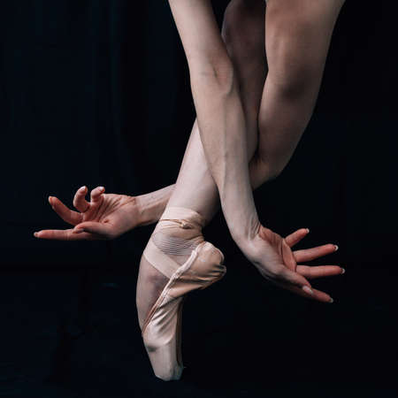 Ballerinas pointe shoes close upの写真素材