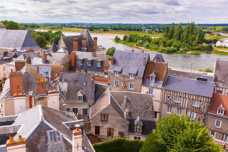 Amboise village located in the Indre-et-Loire dÃ©partement of the Loire Valley in France. Known of the famous castle ChÃ¢teau d'Amboise.の写真素材