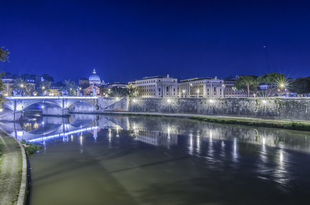 Italy, Rome, Lungotevere - It was 17/10/2013 in Rome and this is a shot session taked in the night with long time exposure.の写真素材