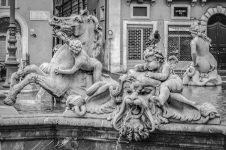 Italy, Rome, 04 May 2014, Piazza Navona at 6 o'clock empty in the morningのeditorial素材
