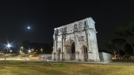 Italy, Rome, Piazza del Colosseo, 24 June 2016, Arch of Constantine in the night with no people aroundのeditorial素材