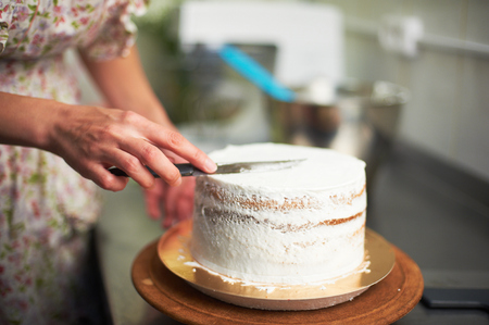 cake cooking processの写真素材