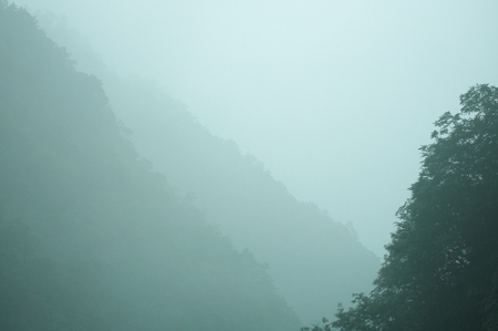 Sunrise at Wudang mountain in Hubei province, Chinaの写真素材