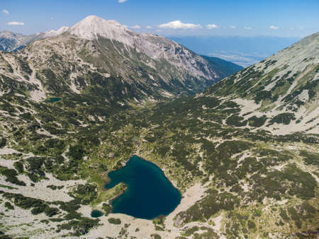 Aerial view of a lake in the Pirin mountains with blue clear water. Bansko, Bulgaria.の写真素材