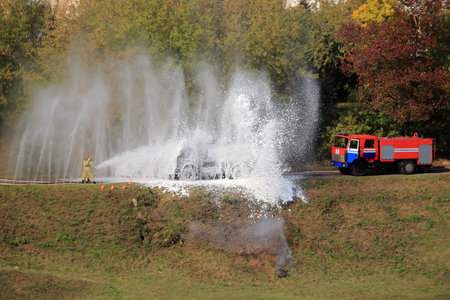 extinguishing the car with foam