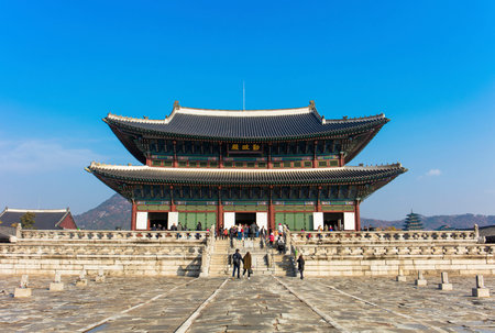 SEOUL, KOREA - NOVEMBER 11, 2016: The gate of Gyeongbokgung Palace in Seoul South Koreaのeditorial素材