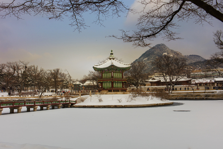 Winter at  Gyeongbokgung Palace in Seoul,South Korea.のeditorial素材
