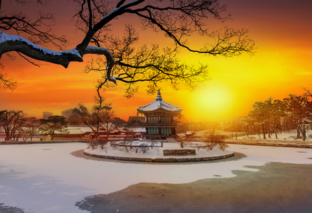 Winter at  Gyeongbokgung Palace in Seoul,South Korea.のeditorial素材