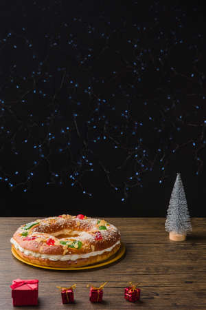 Roscon de reyes is the typical spanish christmas bakery cake food to eat in epiphany celebrationの写真素材