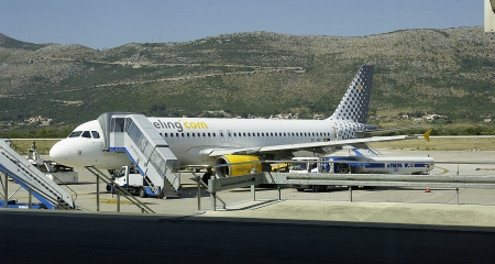 Plane in the airport of Dubrovnik, Croatiaのeditorial素材