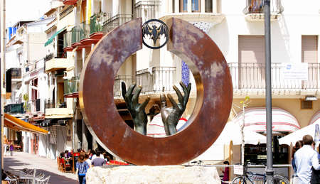 Hand sculpture in Sitges, Barcelonaのeditorial素材