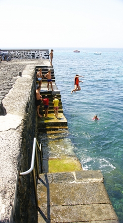 Children in the port of Arrieta, Lanzarote, Canary Islandsのeditorial素材