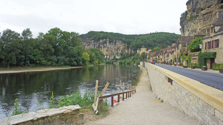 View of the Dordogne River, Franceのeditorial素材