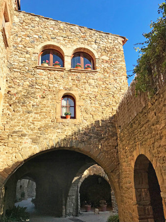 Monells, Bajo EmpordÃ , Girona, Catalonia, Spain, Europeの写真素材