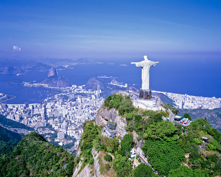 Aerial of the statue of Christのeditorial素材