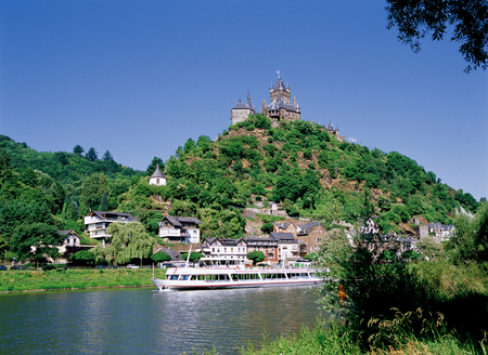 River Moselle in Cochem Castleのeditorial素材