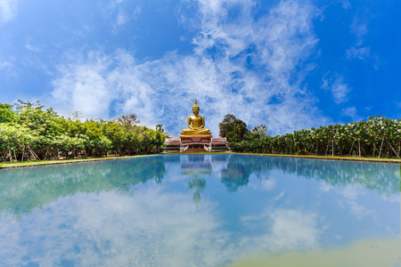 Big Golden Buddha statue in Thailand templeの写真素材