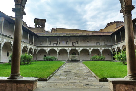 Cloister of the Basilica of Santa Croce, Florence, Italy のeditorial素材