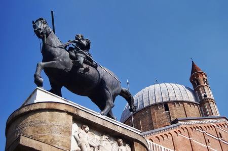 Equestrian statue of Gattamelata in Padua, Italyの写真素材