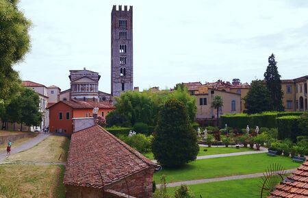 View from the medieval walls of Lucca, Tuscany, Italyのeditorial素材