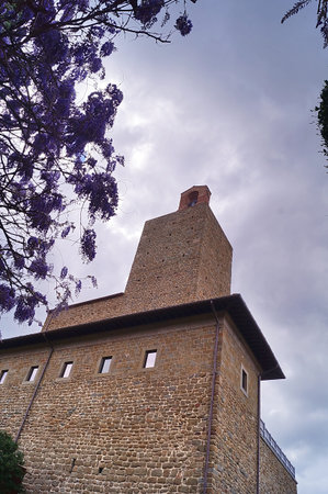 Tower of the fortress of the counts Guidi, Vinci, Tuscany, Italyのeditorial素材