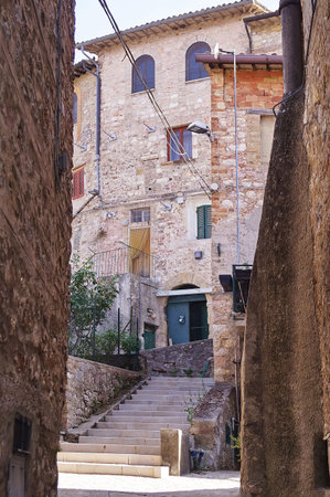 Glimpse of Giano dell'Umbria, Perugia, Umbria, Italyの写真素材