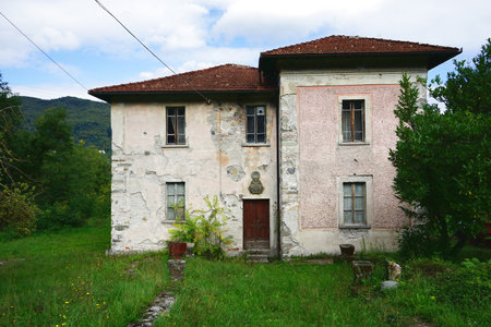 Farmhouse in the surroundings of Sillicano in Garfagnana, Tuscany, Italyのeditorial素材