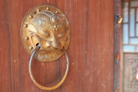 traditional chinese door knockers の写真素材