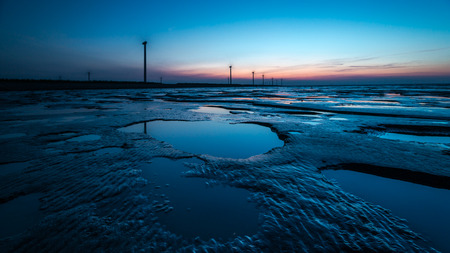 Yellow Beach Road sceneryの写真素材