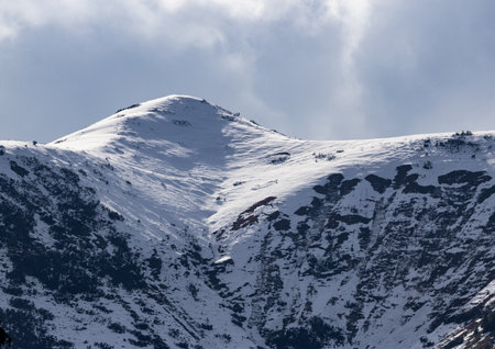 Snowy mountains in the French Pyrenees, in the south of Franceの写真素材