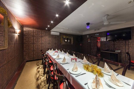 MOSCOW/RUSSIA - DECEMBER 2014. Interior Indian modern art cafe "SUTRA". Banqueting hallのeditorial素材