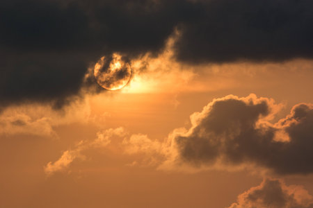 Sceinc view of sunset  at the seaの写真素材