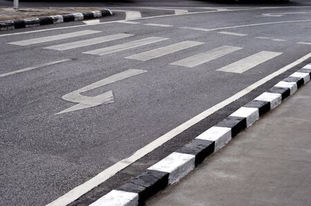 arrow sign