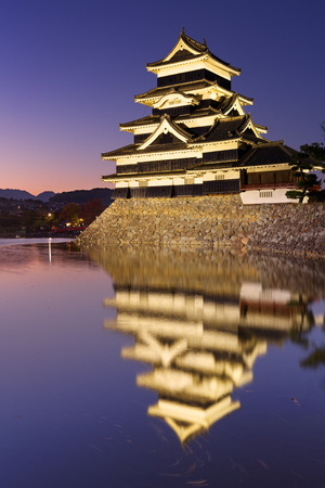 The Matsumoto Matsumoto-jo castle in the city of Matsumoto, Japan at night.のeditorial素材