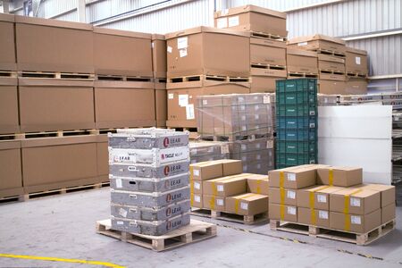 Rayong Thailand , November 28 - 2016 : Material boxes in material warehouse waiting for send to the customer in Thailand.のeditorial素材