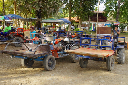 Udorn Thani - Thailand , January 02 - 2017 : Thai mountain travel truck for transport the tourism go to the mountain in Thailandのeditorial素材