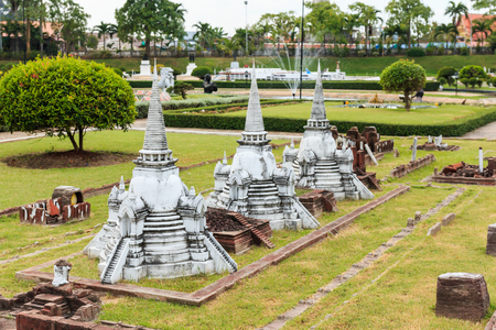 PATTAYA, THAILAND - DECEMBER 27, 2014: Three Chedis at  Wat Phra Sri Sanphet in Ayutthaya Simulated in Mini Siam Park. Mini Siam is a famous miniature park attraction. It had been constructed in 1986のeditorial素材