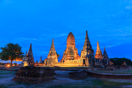 View of wat chaiwatthanaram temple, ayutthaya, thailand ayutthaya historical park  in night timeの写真素材