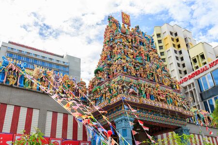 Little India , SINGAPORE - JANUARY 11,2018 : Intricate Hindu art and deity carvings on the facade of Sri Veeramakaliamman Temple in Little India, Singapore.のeditorial素材