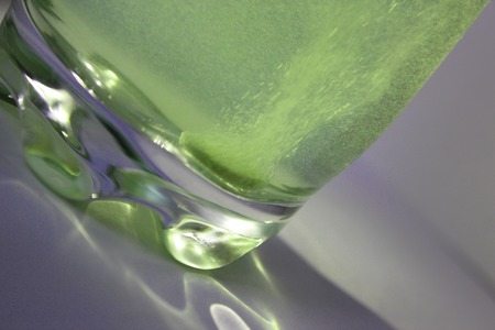 Tablet effervescent in a glass medicine dissolves cold cold medicine close planの写真素材