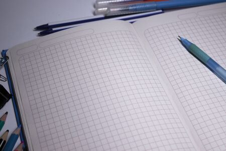 鉛筆削りの写真 イラスト素材一覧 30 228件 ストックフォトのamanaimages Plus